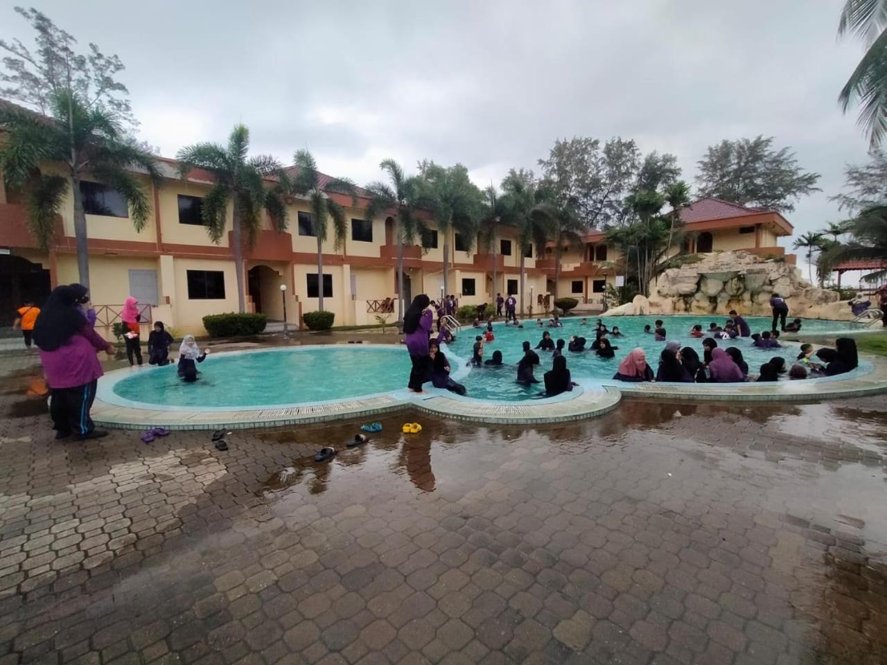 Seri Indah Resort Kuala Terengganu Exterior photo